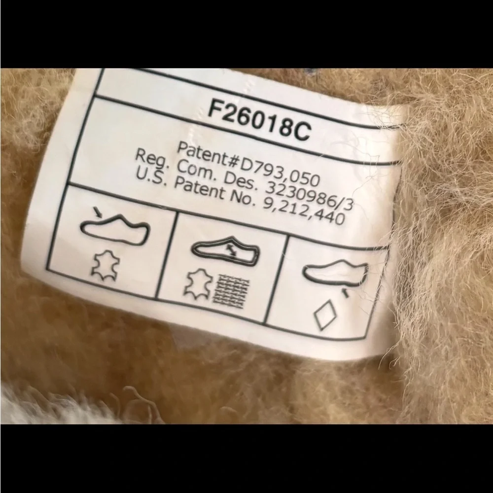 UGG Classic Short ll Tan Sheepskin Boots